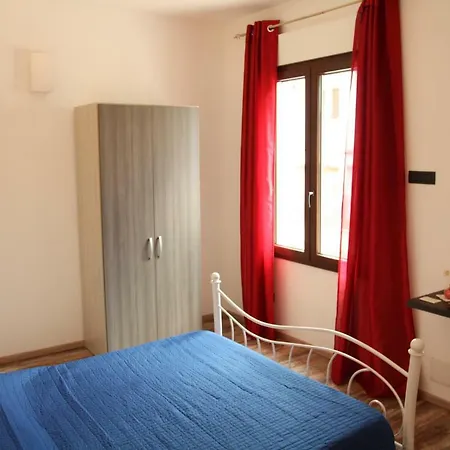 Is Aposentus Bed & Breakfast *