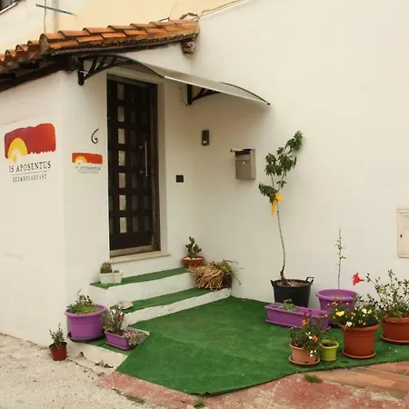 Is Aposentus Bed & Breakfast *